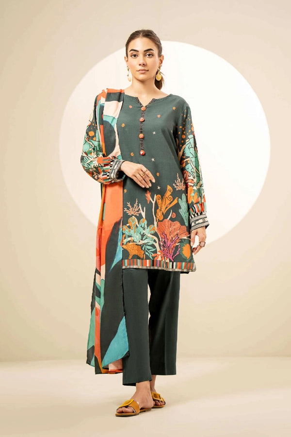 Pakistan's no1 plat form branded Collection On a Discounted Price